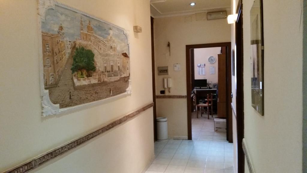 Hotel Gorizia Катания Экстерьер фото