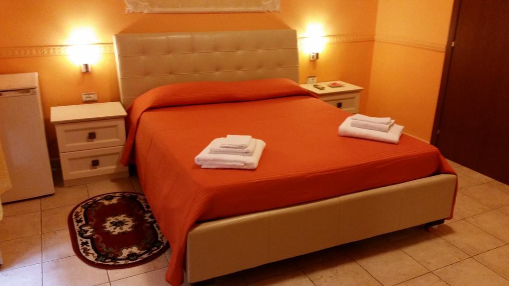 Hotel Gorizia Катания Экстерьер фото