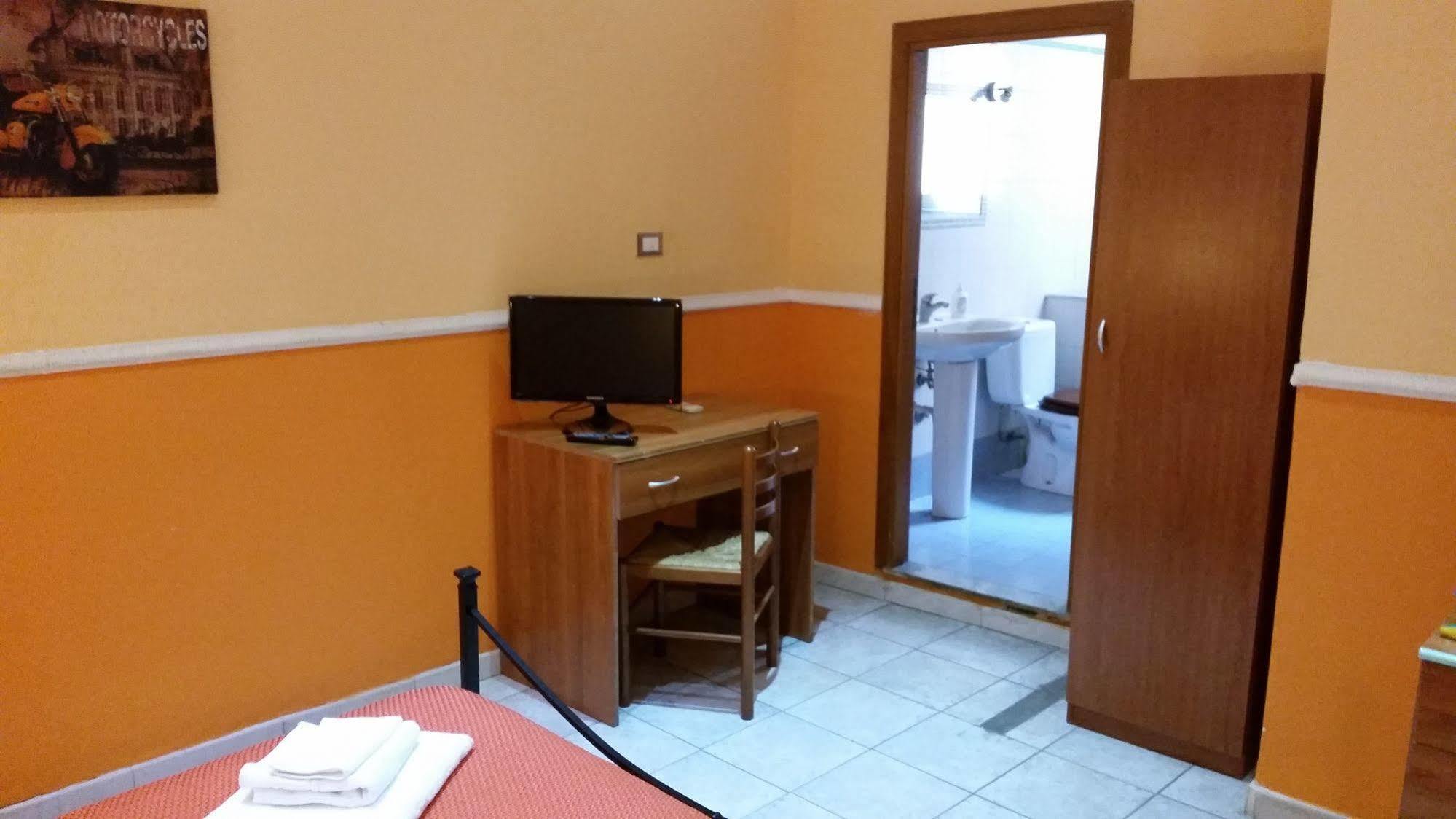 Hotel Gorizia Катания Экстерьер фото